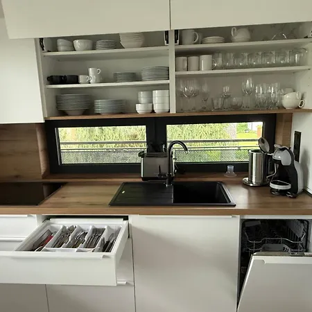 V Korunach Stromu Apartman *